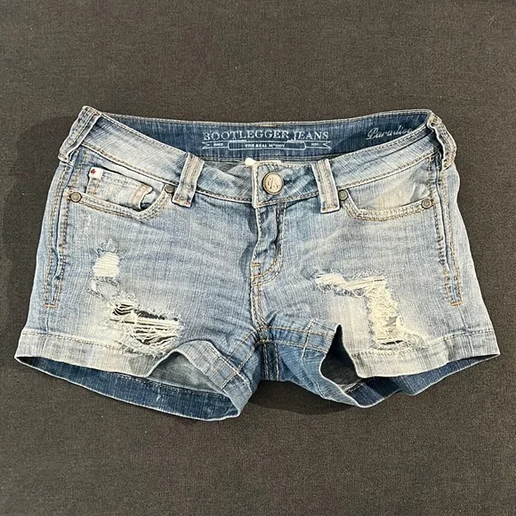 Jean shorts - Picture 1 of 6